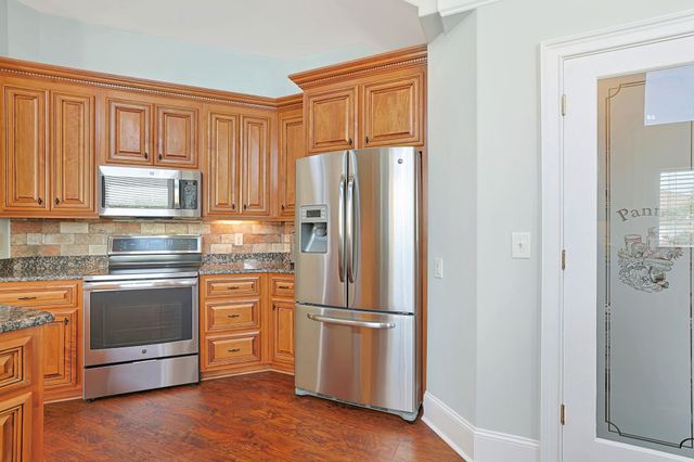 600 Falling Water Ct., Little River, SC 29566