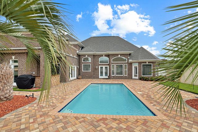 600 Falling Water Ct., Little River, SC 29566