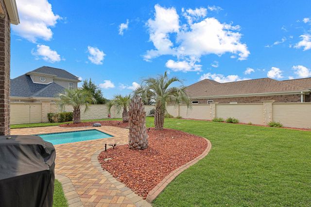 600 Falling Water Ct., Little River, SC 29566