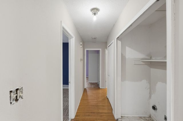 631 Western Hills Drive SE, Rio Rancho, NM 87124