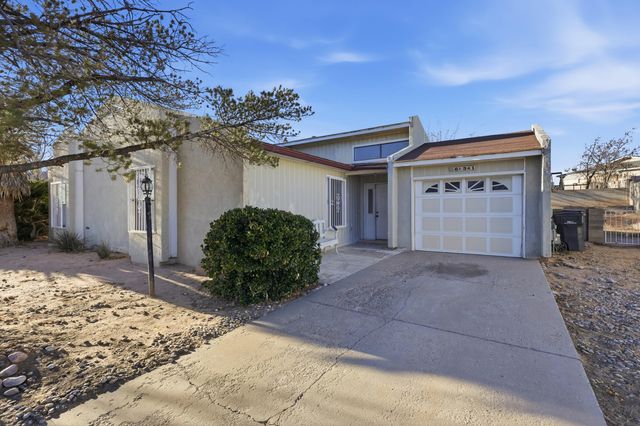 631 Western Hills Drive SE, Rio Rancho, NM 87124