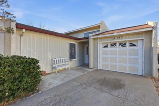 631 Western Hills Drive SE, Rio Rancho, NM 87124