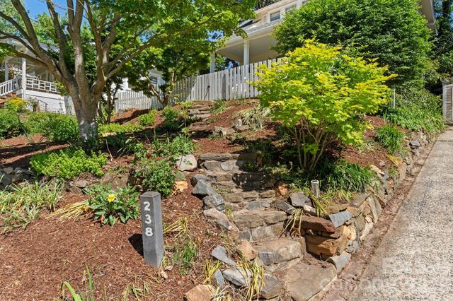 238 Forest Hill Drive, Asheville, NC 28803