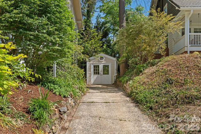 238 Forest Hill Drive, Asheville, NC 28803