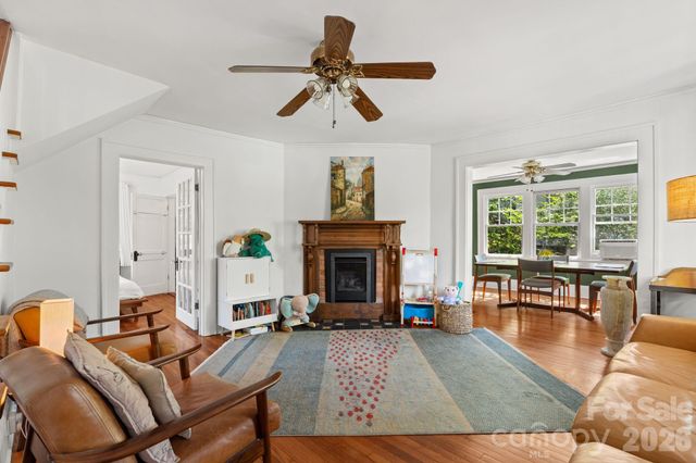 238 Forest Hill Drive, Asheville, NC 28803