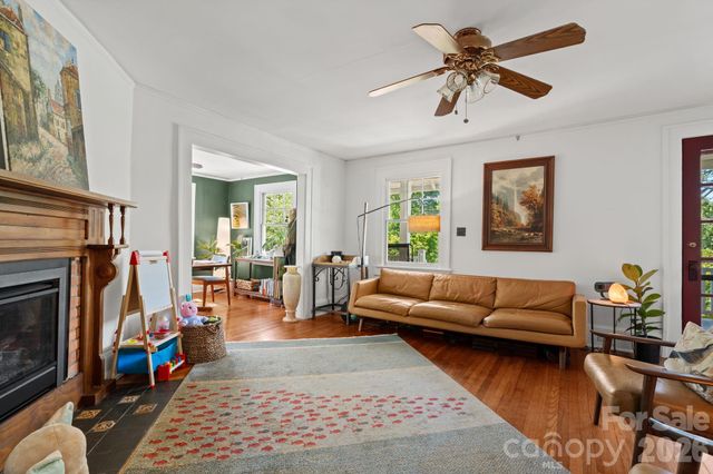 238 Forest Hill Drive, Asheville, NC 28803