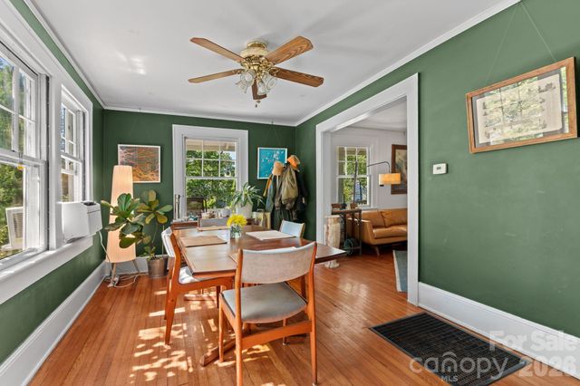 238 Forest Hill Drive, Asheville, NC 28803
