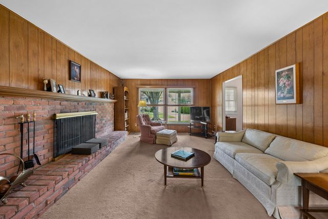 19168 Chelton Drive, Beverly Hills Vllg, MI 48025