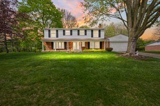 19168 Chelton Drive, Beverly Hills Vllg, MI 48025