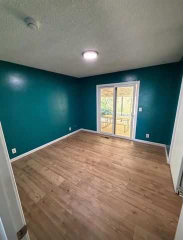 90 Apica, Oroville, CA 95967