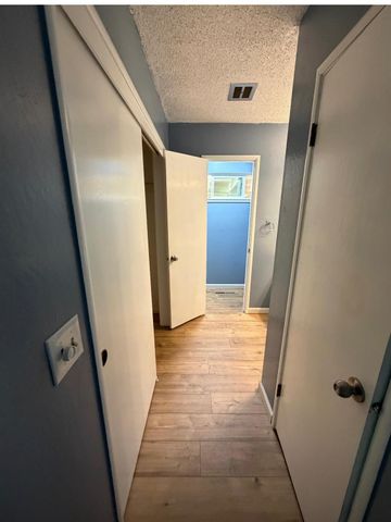 90 Apica, Oroville, CA 95967