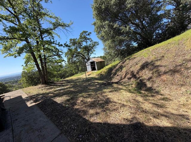 90 Apica, Oroville, CA 95967