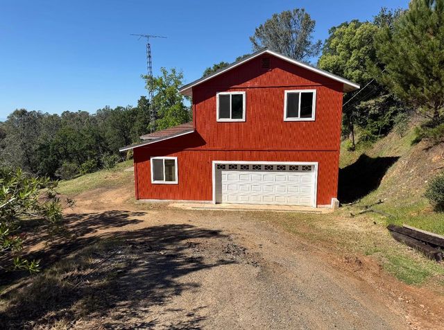 90 Apica, Oroville, CA 95967