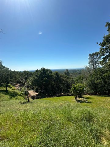 90 Apica, Oroville, CA 95967