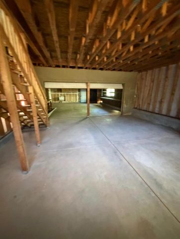 90 Apica, Oroville, CA 95967