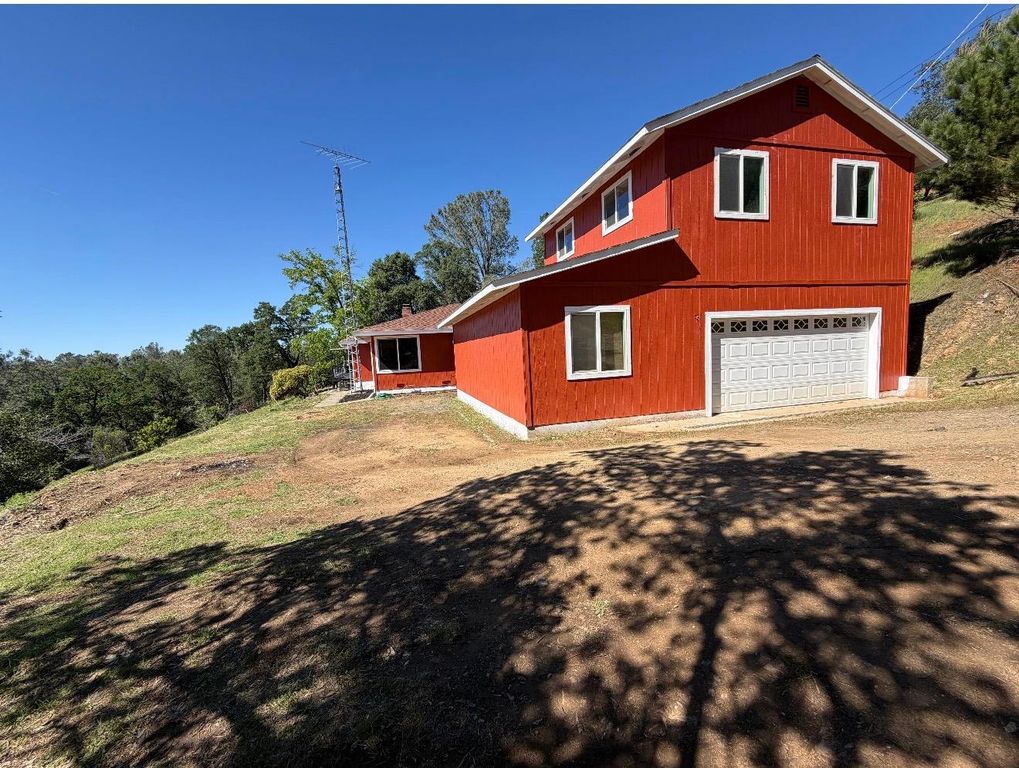 90 Apica, Oroville, CA 95967
