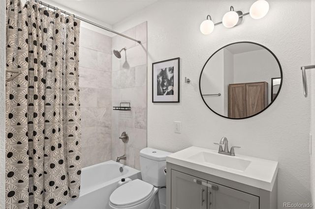424 W Dory Way, Black Hawk, CO 80422