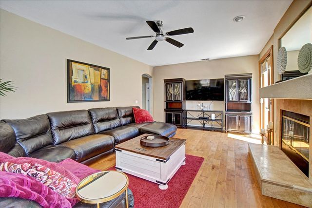493 Williams St, Folsom, CA 95630