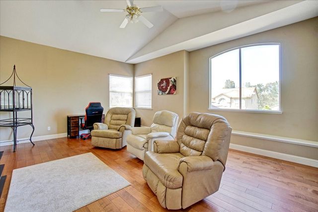 493 Williams St, Folsom, CA 95630