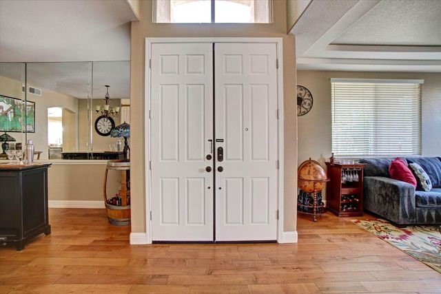 493 Williams St, Folsom, CA 95630