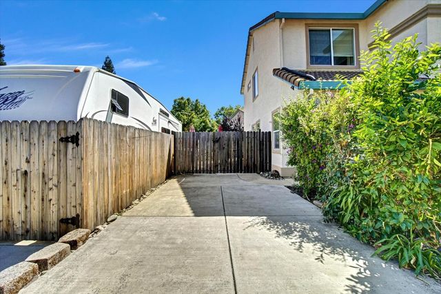 493 Williams St, Folsom, CA 95630