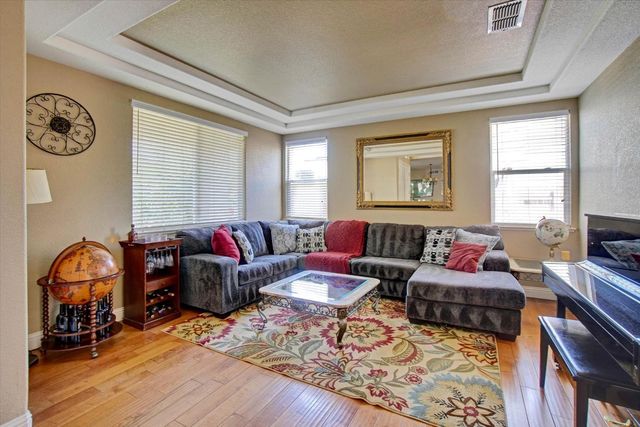 493 Williams St, Folsom, CA 95630