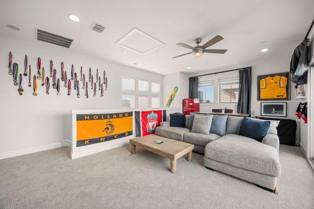 730 Spanish Oaks Place, Dallas, TX 75204