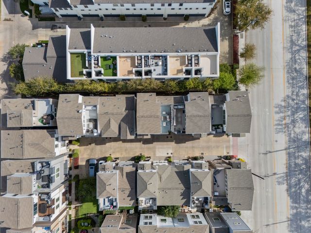 730 Spanish Oaks Place, Dallas, TX 75204