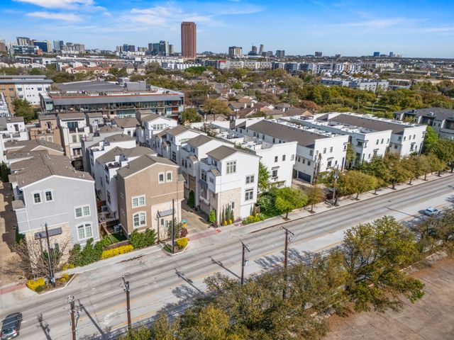 730 Spanish Oaks Place, Dallas, TX 75204