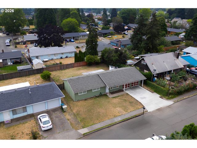 3890 Sw 203RD Ave, Beaverton, OR 97078