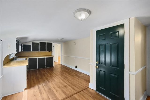 2 Plainfield Pike, Foster, RI 02825