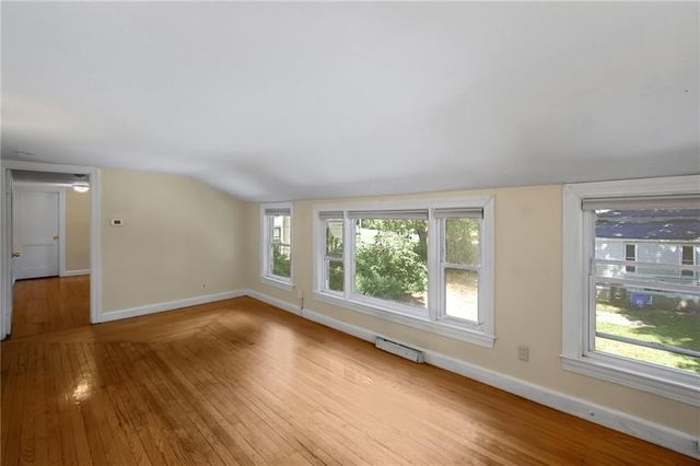 2 Plainfield Pike, Foster, RI 02825