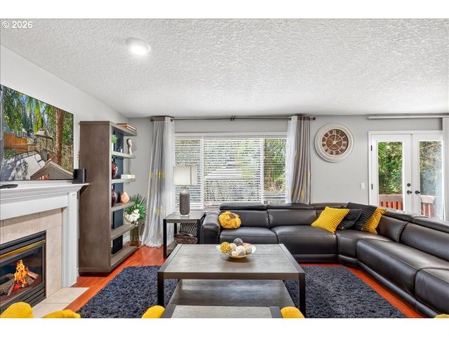 867 Se 39TH Ct, Hillsboro, OR 97123