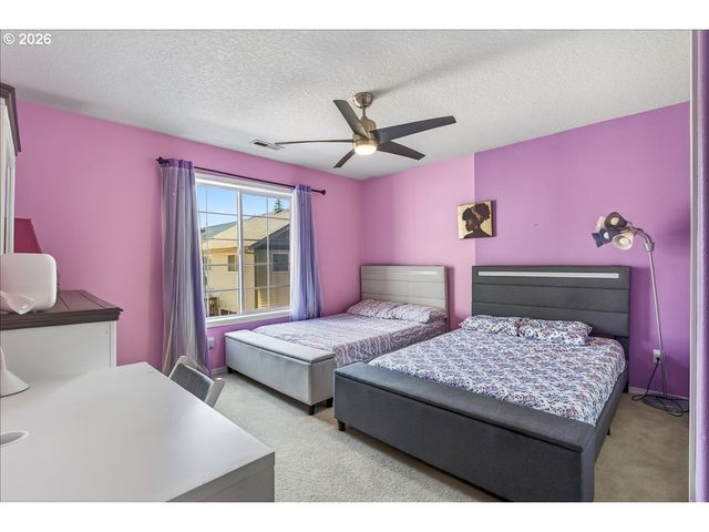 867 Se 39TH Ct, Hillsboro, OR 97123