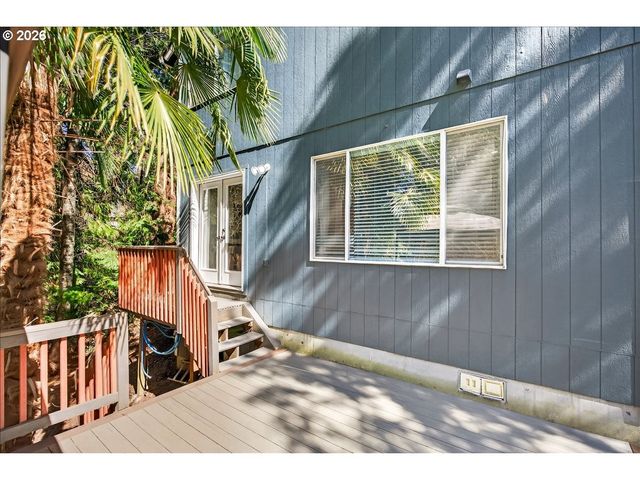 867 Se 39TH Ct, Hillsboro, OR 97123