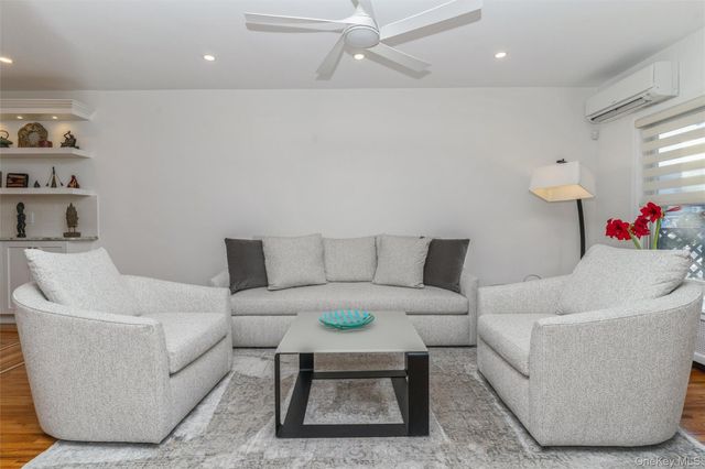 14839 60th Avenue, Flushing, NY 11355