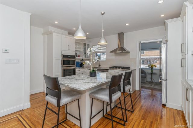 14839 60th Avenue, Flushing, NY 11355