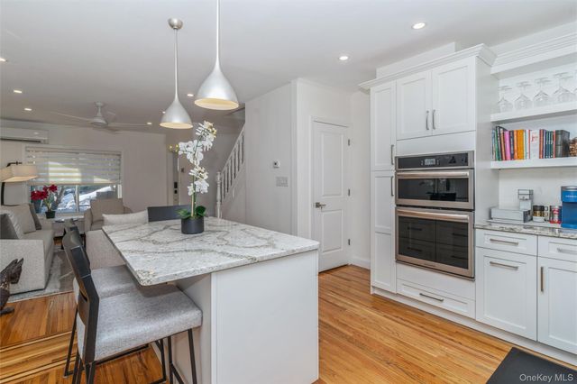 14839 60th Avenue, Flushing, NY 11355