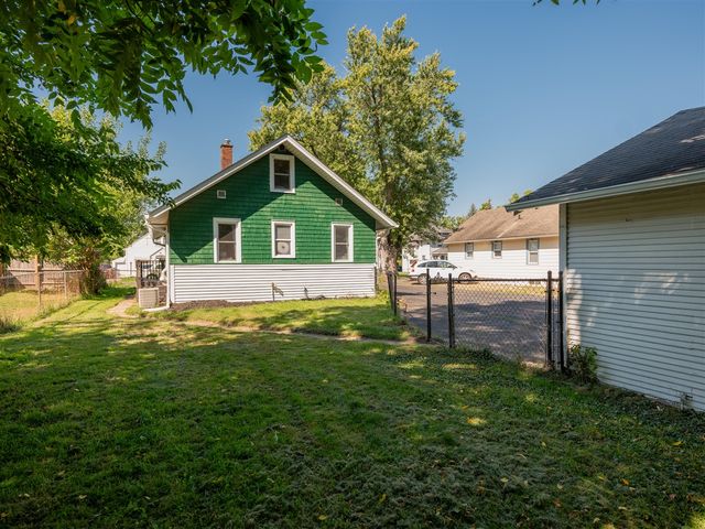 204 Nelson Avenue, Kalamazoo, MI 49006