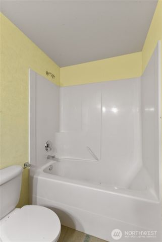 22442 Blue Lake Court SE, Yelm, WA 98597