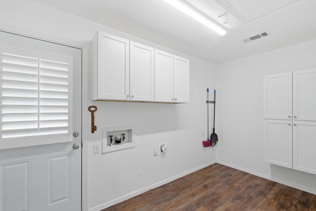 117 Bryan Street, Jacksboro, TX 76458