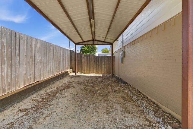 117 Bryan Street, Jacksboro, TX 76458