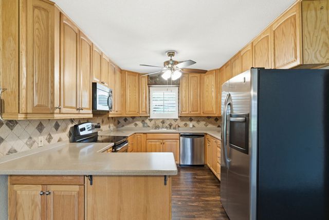 117 Bryan Street, Jacksboro, TX 76458