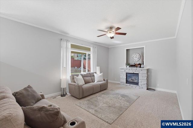 2810 Hoover Av NW, Salem, OR 97304