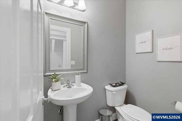 2810 Hoover Av NW, Salem, OR 97304