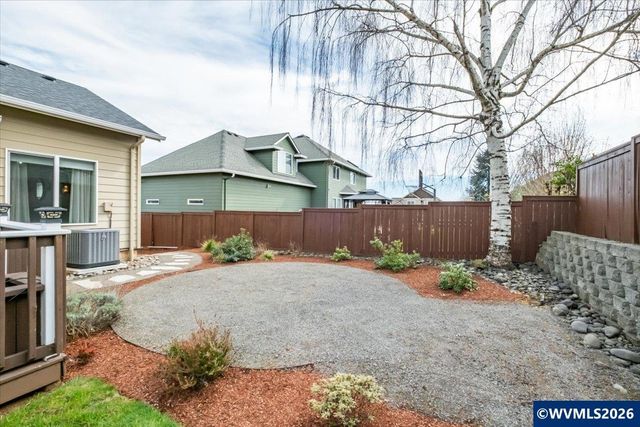 2810 Hoover Av NW, Salem, OR 97304