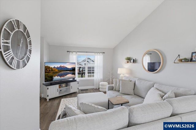 2810 Hoover Av NW, Salem, OR 97304