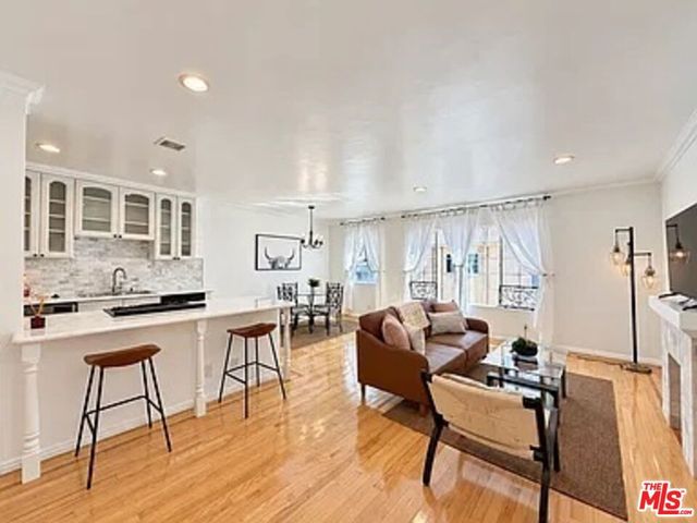 1111 11th Street 9, Santa Monica, CA 90403