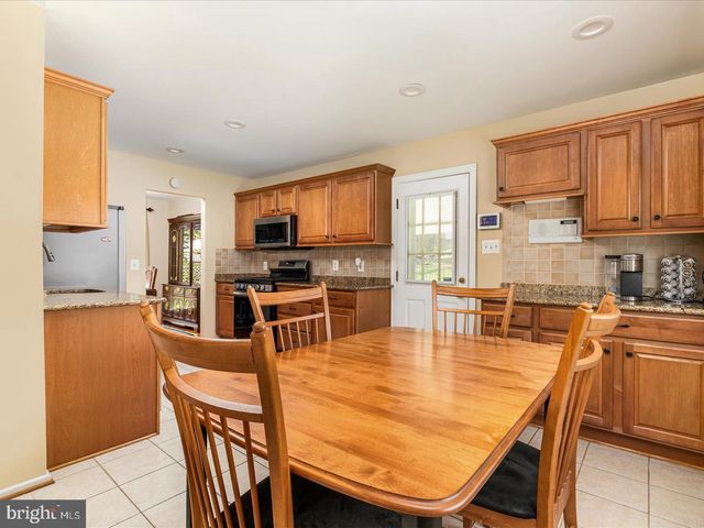 6434 RIVES CT, Springfield, VA 22150