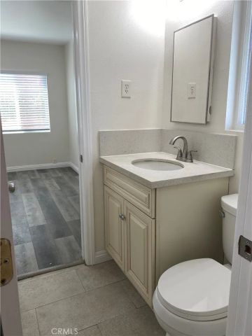 1770 W Minerva, Anaheim, CA 92804